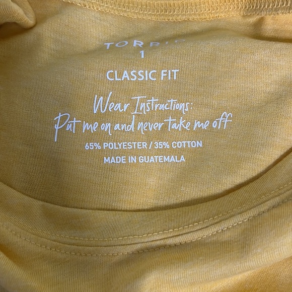 New. Torrid yellow classic T-shirt size 1 14-16 - Picture 2 of 4